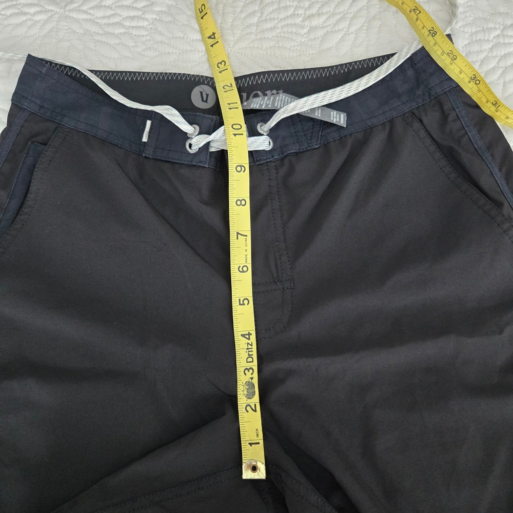 Vuori Cruise Boardshort Black Swim Trunks Size 28 Athletic Quick Dry - Picture 6 of 9